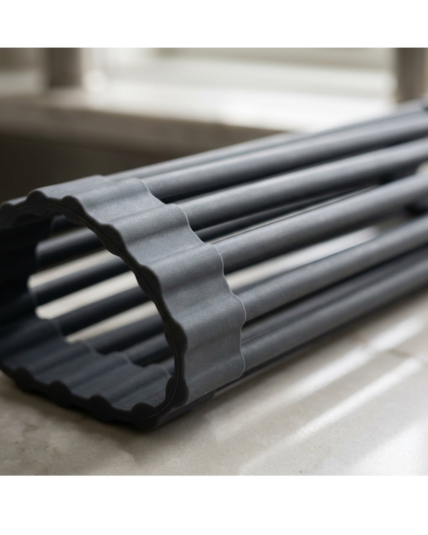 Choen Roll-Up Sink Drying Rack 43 x 33 cm Charcoal 18 Rods - Detail view